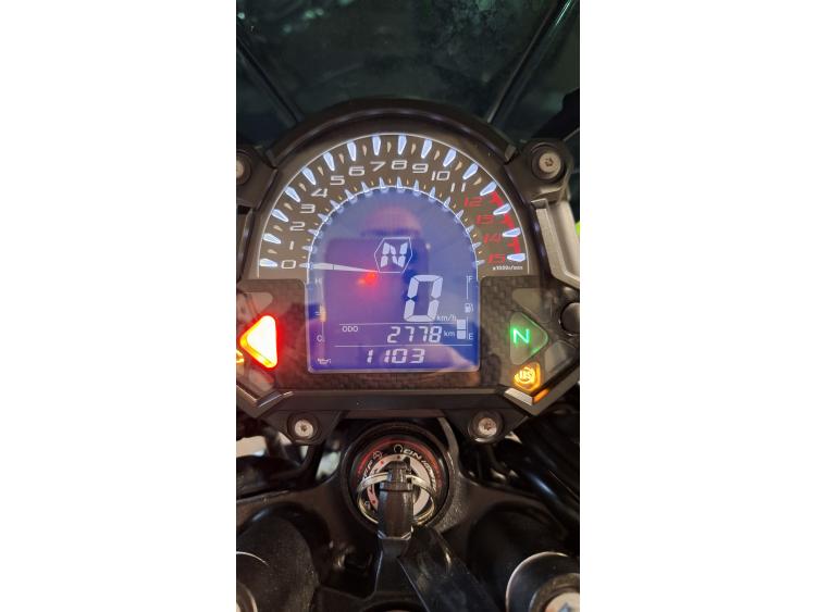 KAWASAKI Z400